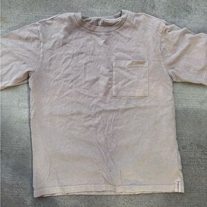 GAP Men's Short Sleeve Crew Pocket Tee in Light Taupe